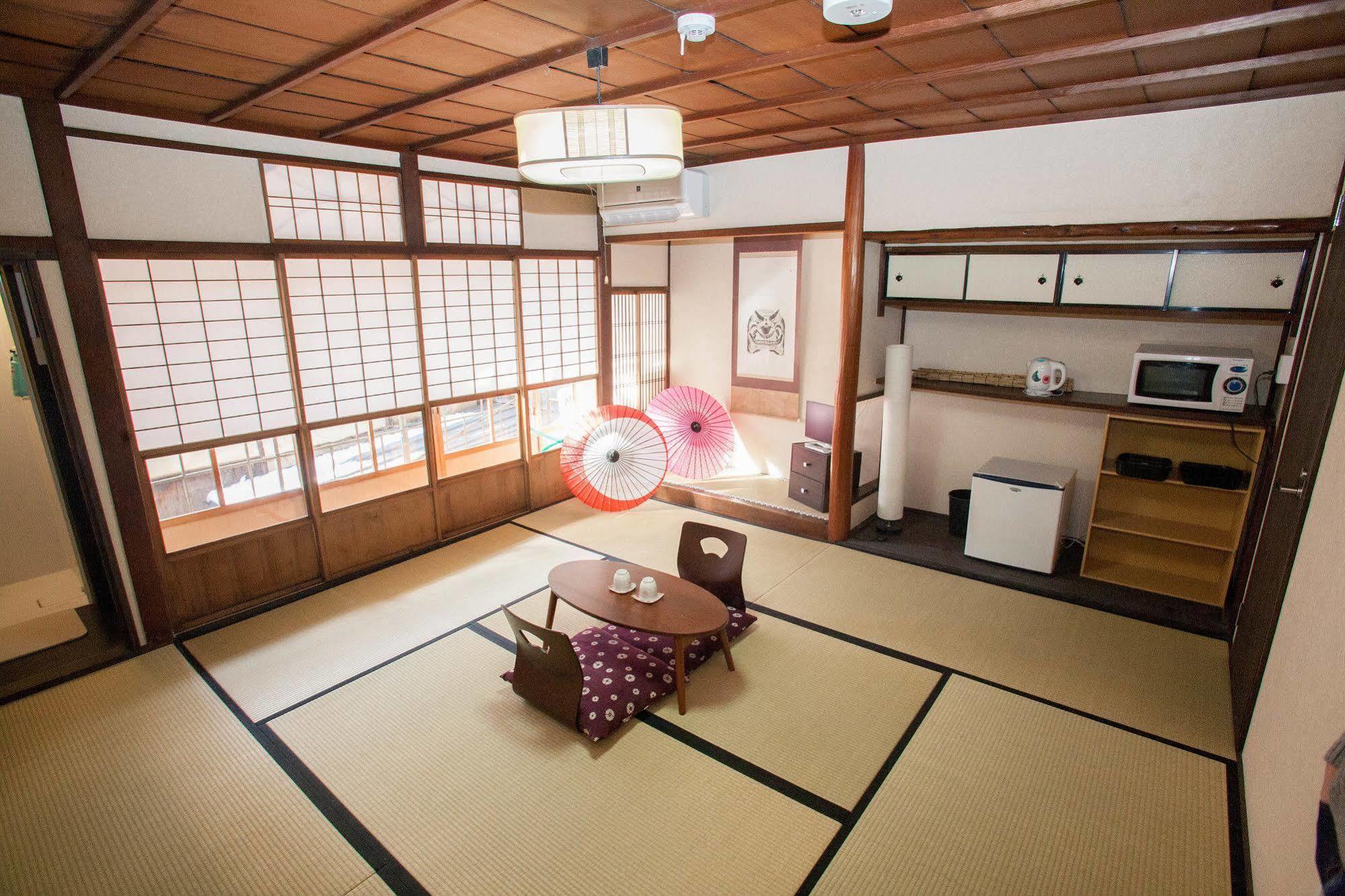 Guesthouse Omotenashi Kyoto Exterior foto